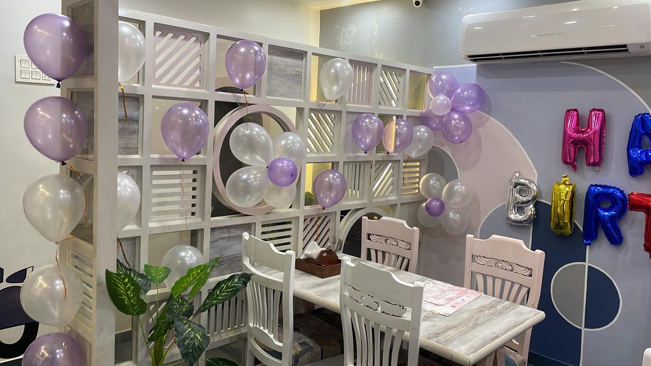 Cafe 10